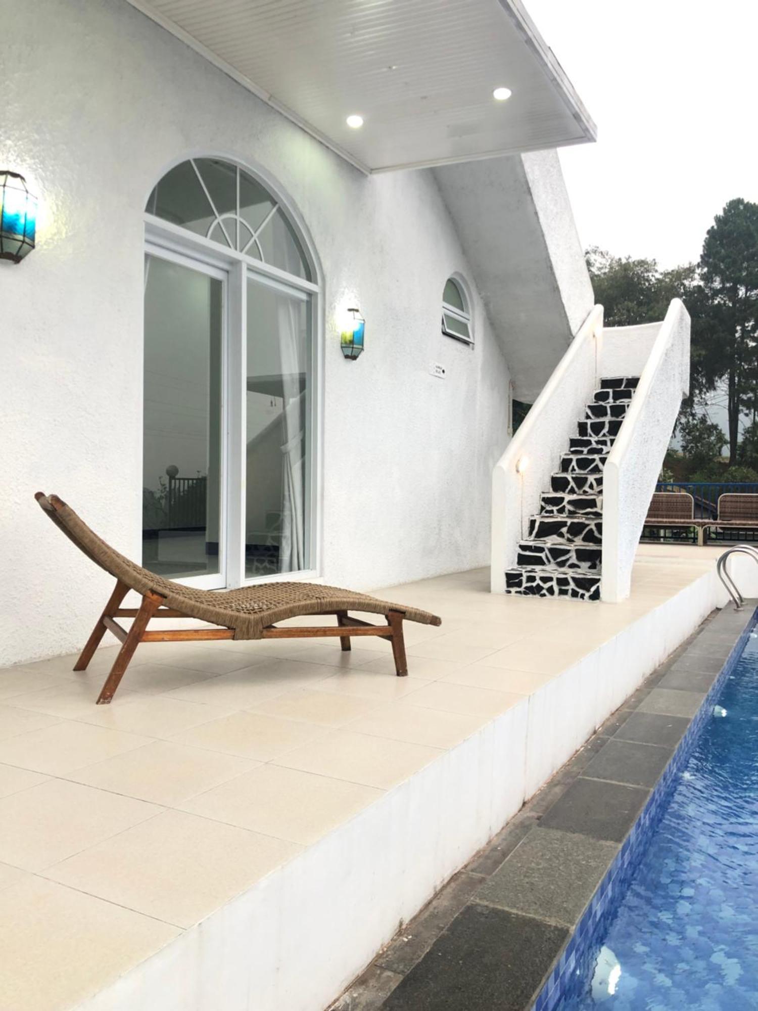Villa Blue Door, Puncak Pondok Cipaseban Экстерьер фото
