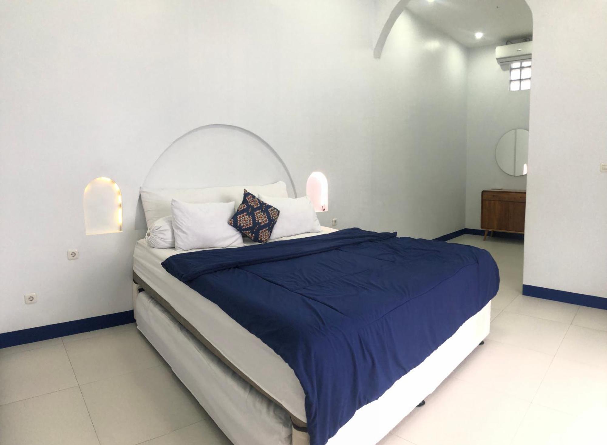 Villa Blue Door, Puncak Pondok Cipaseban Экстерьер фото